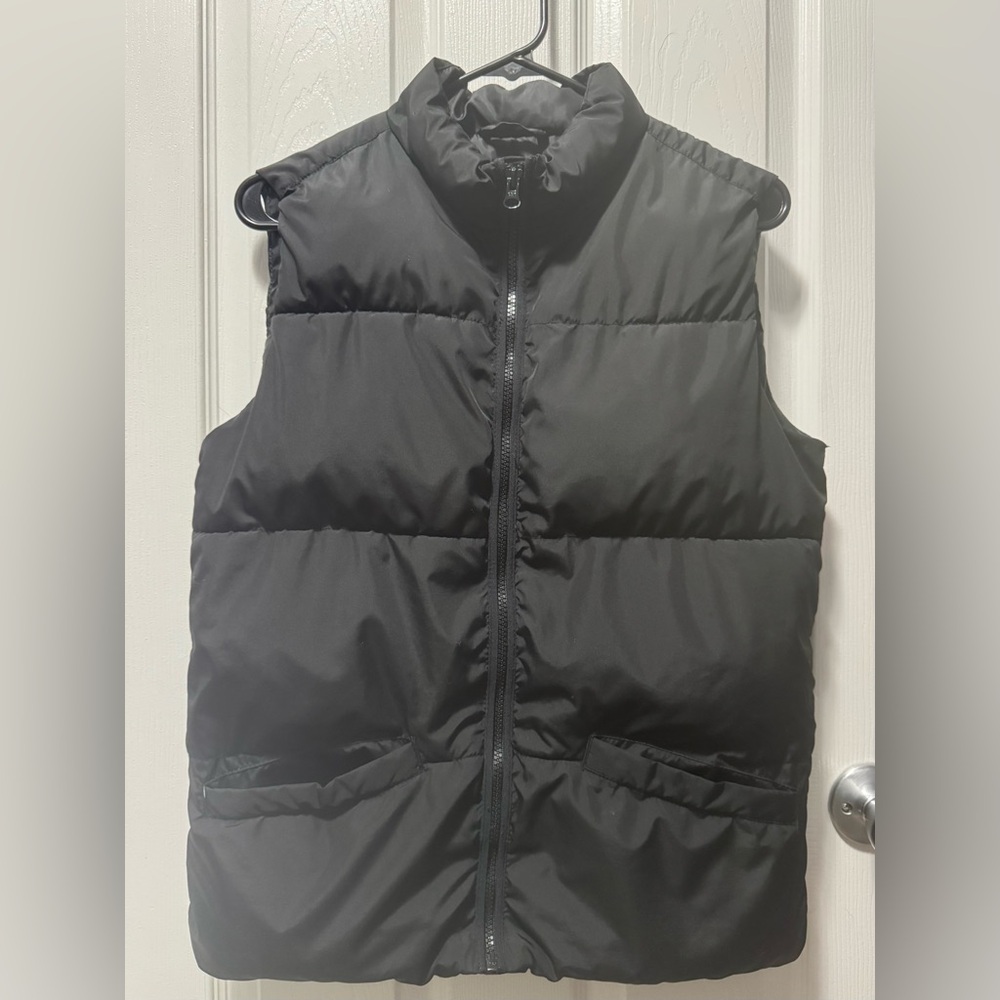 Boys Old Navy Black Puffer Vest XL 14-16